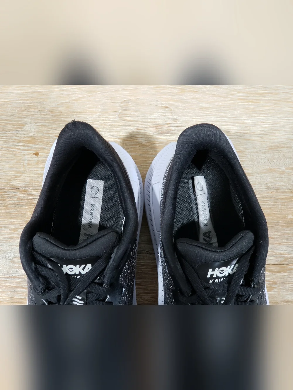 HOKA ONE ONE Women's Kawana Running Shoes (9B) Black/White
